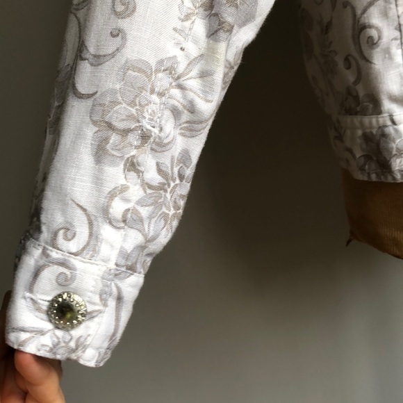 Lucy and Laurel Linen Crop Jacket White Grey - Picture 9 of 15